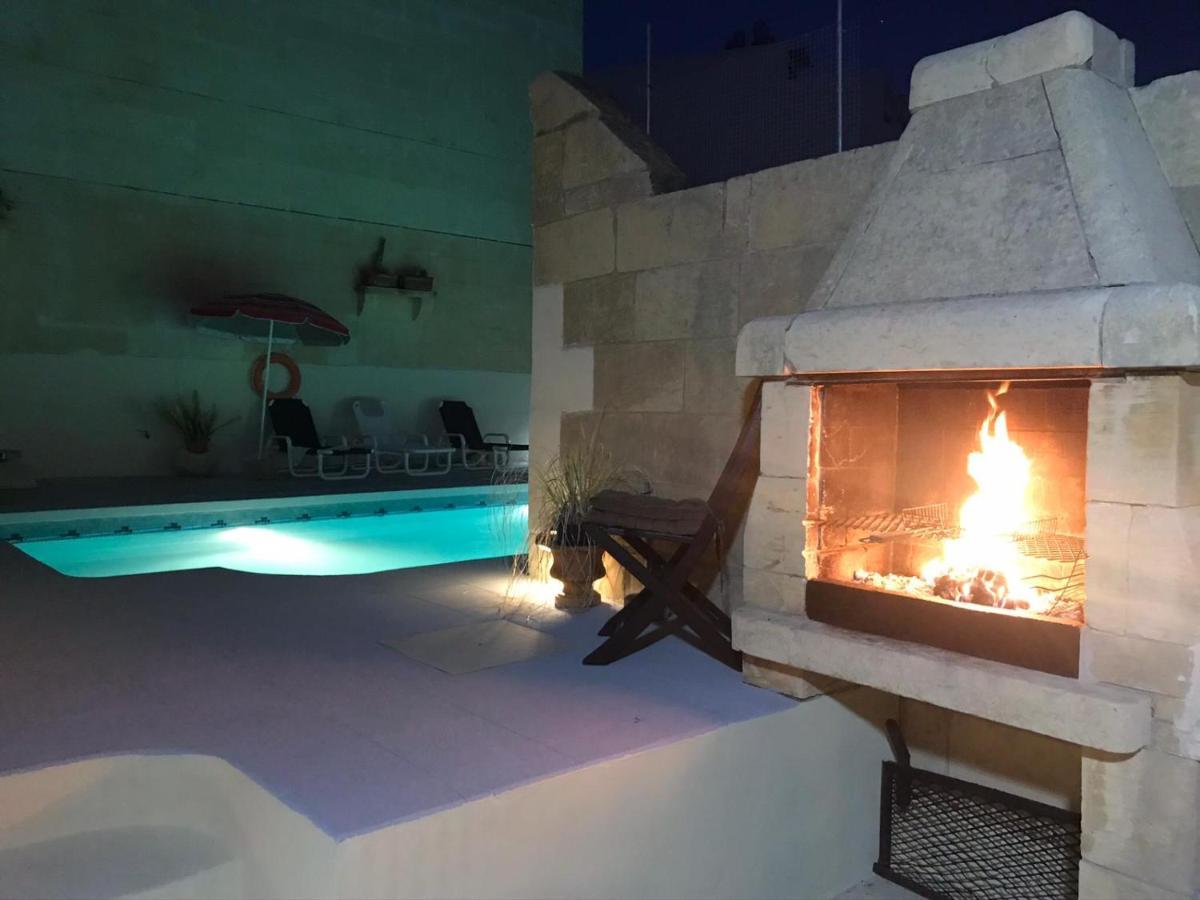 Villa Family & Private Pool Very Good 8 Mgarr