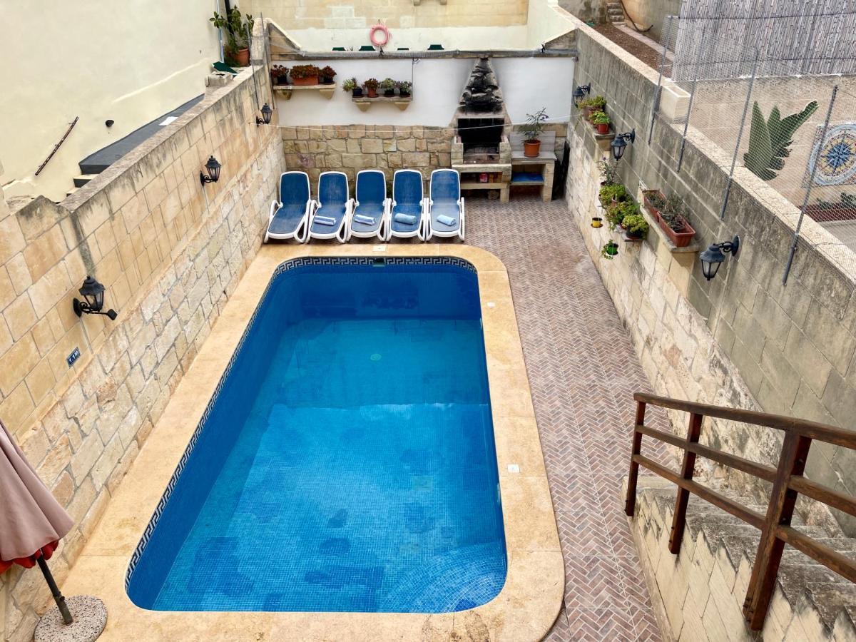Villa Family & Private Pool Very Good 8 *