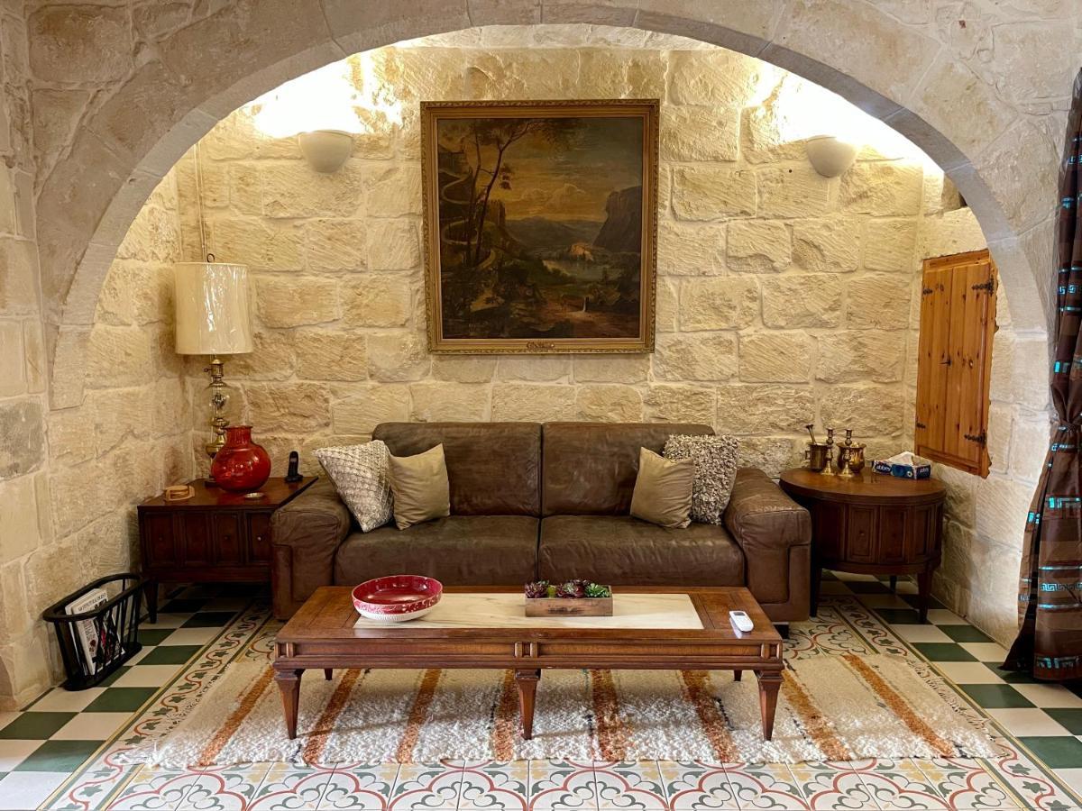 Villa Family & Private Pool Very Good 8 Mgarr