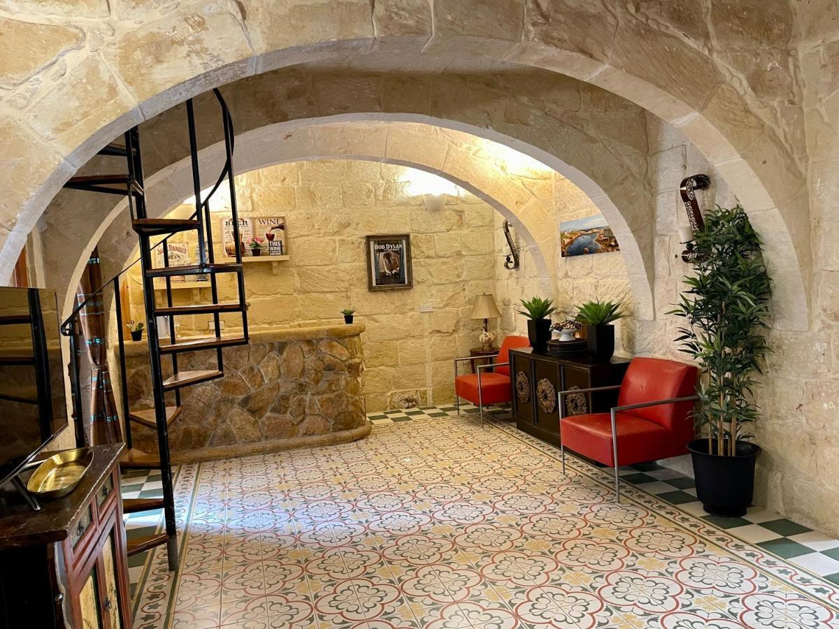 Villa Family & Private Pool Very Good 8 Mgarr
