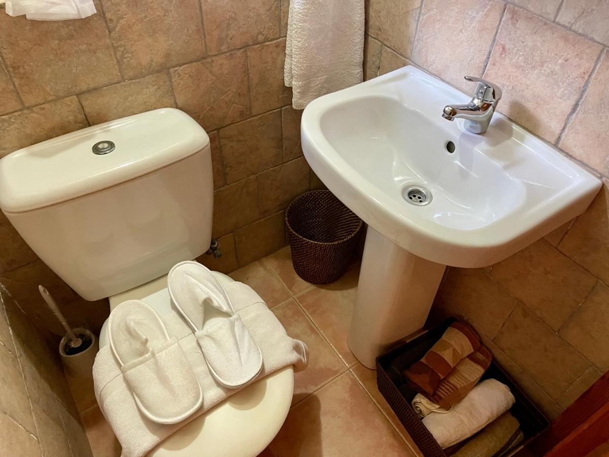 Family & Private Pool Very Good 8 Mgarr